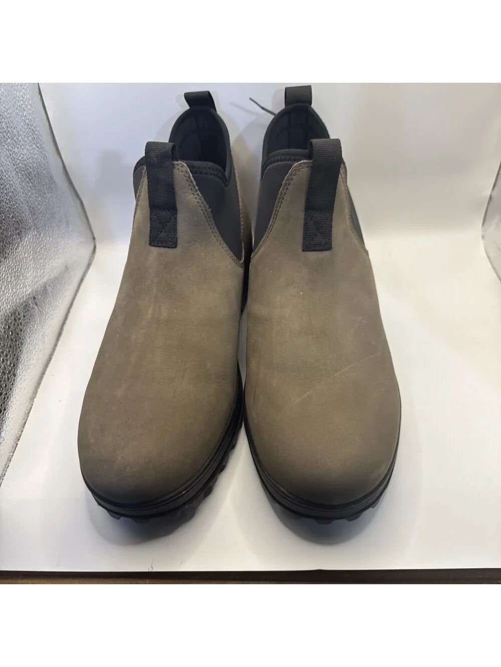 Men's Vibram Huckberry All Weather Storm Chelsea Boots Size 11 Mens